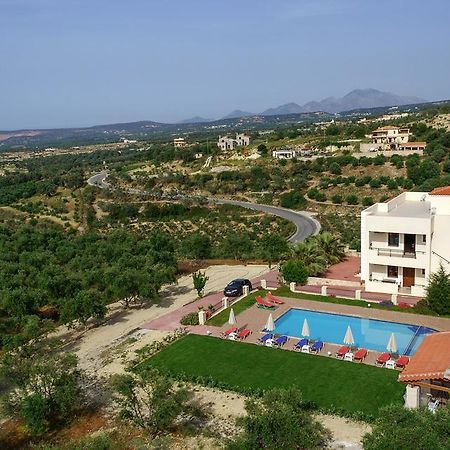 Villa Laga With Pool, 300M To Taverns, Childrens Area, Bbq! Kirianna Zewnętrze zdjęcie