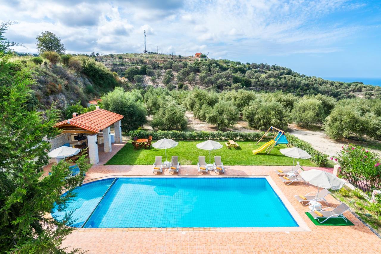 Villa Laga With Pool, 300M To Taverns, Childrens Area, Bbq! Kirianna Zewnętrze zdjęcie